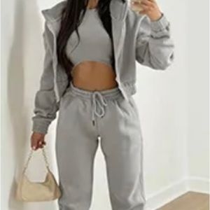 🩶 MFF Active wear sets three piece sets tank top matching jackets tracksuits 🩶